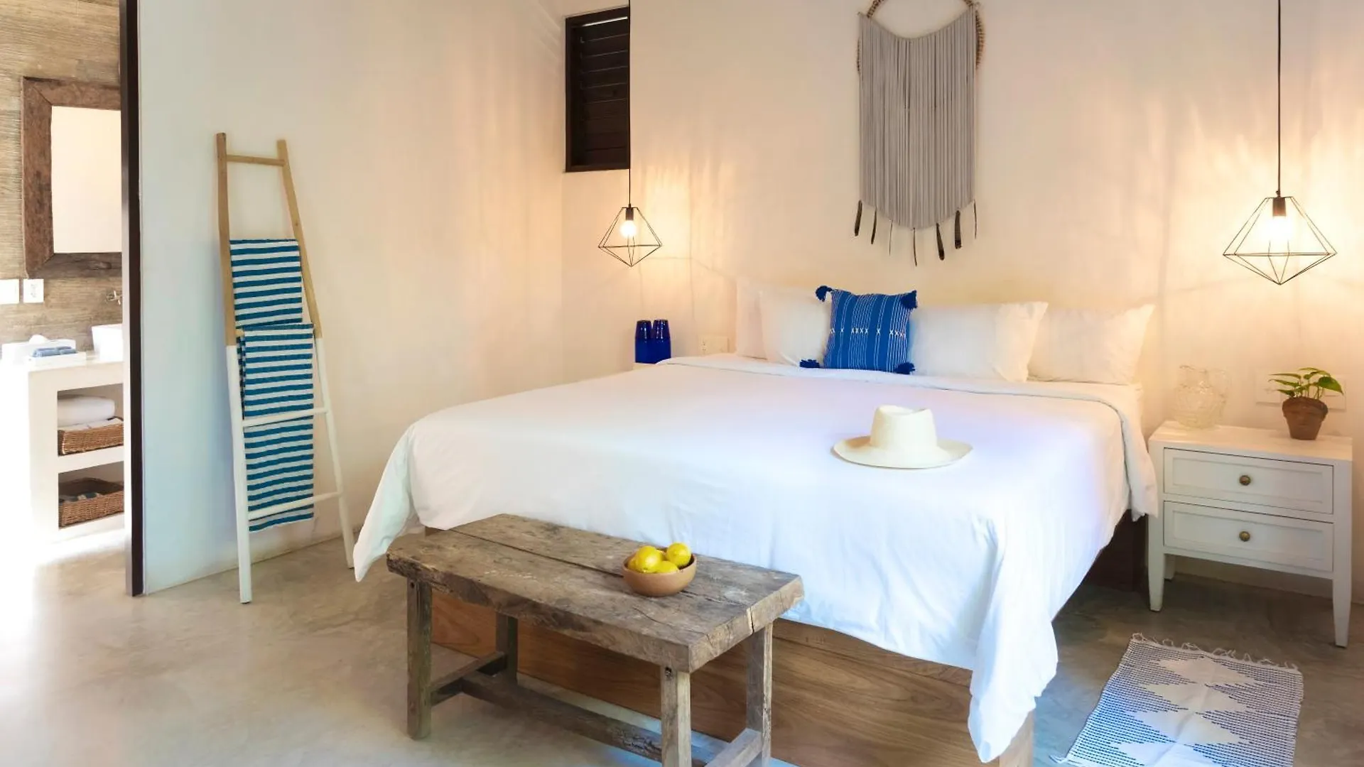 Lula Tulum, A Small Luxury Hotel