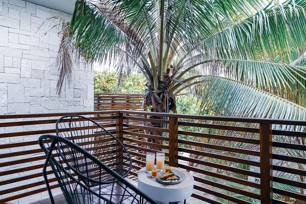 Lula Tulum, A Small Luxury Hotel